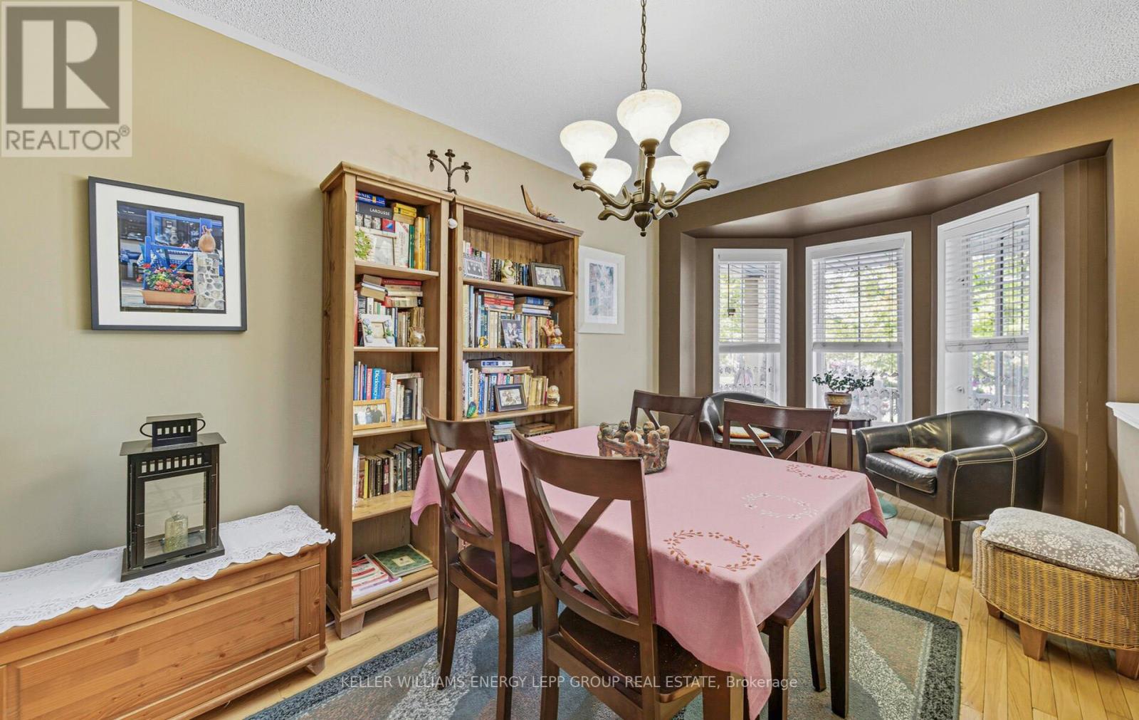 81 Harrongate Place, Whitby, Ontario  L1R 3E5 - Photo 5 - E12465251