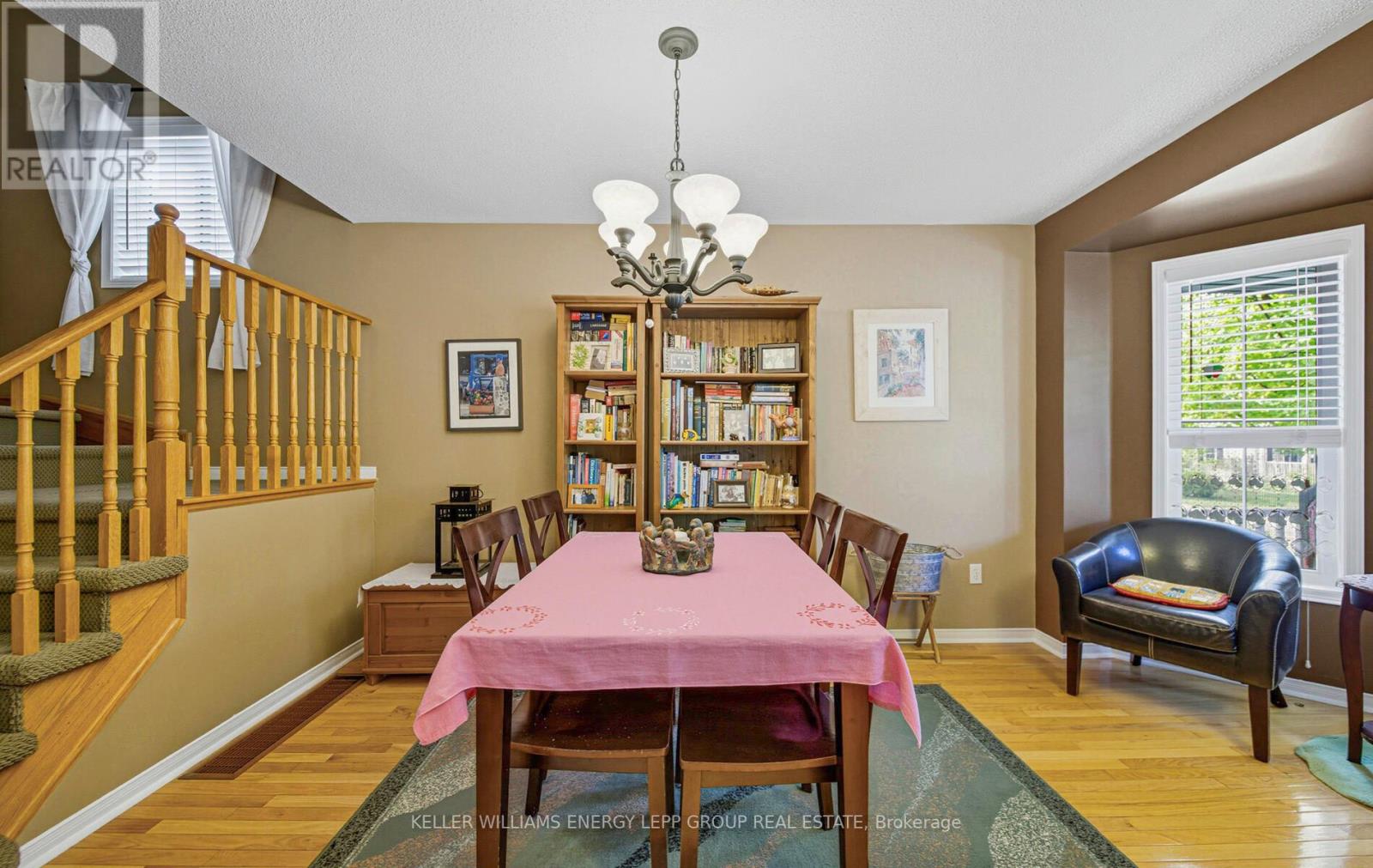 81 Harrongate Place, Whitby, Ontario  L1R 3E5 - Photo 7 - E12465251