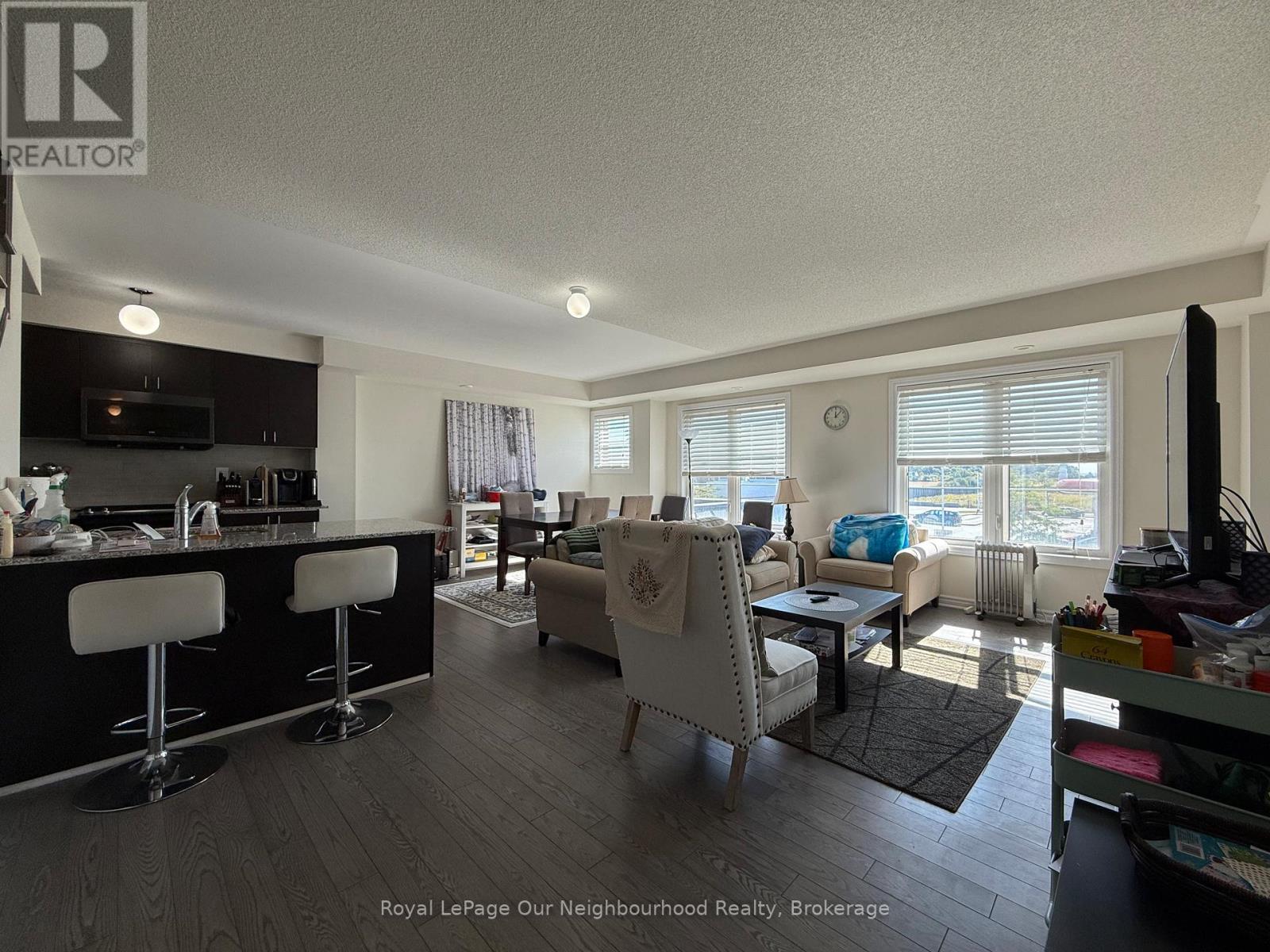 107 - 200 Veterans Drive, Brampton, Ontario  L7A 5K7 - Photo 3 - W12465475