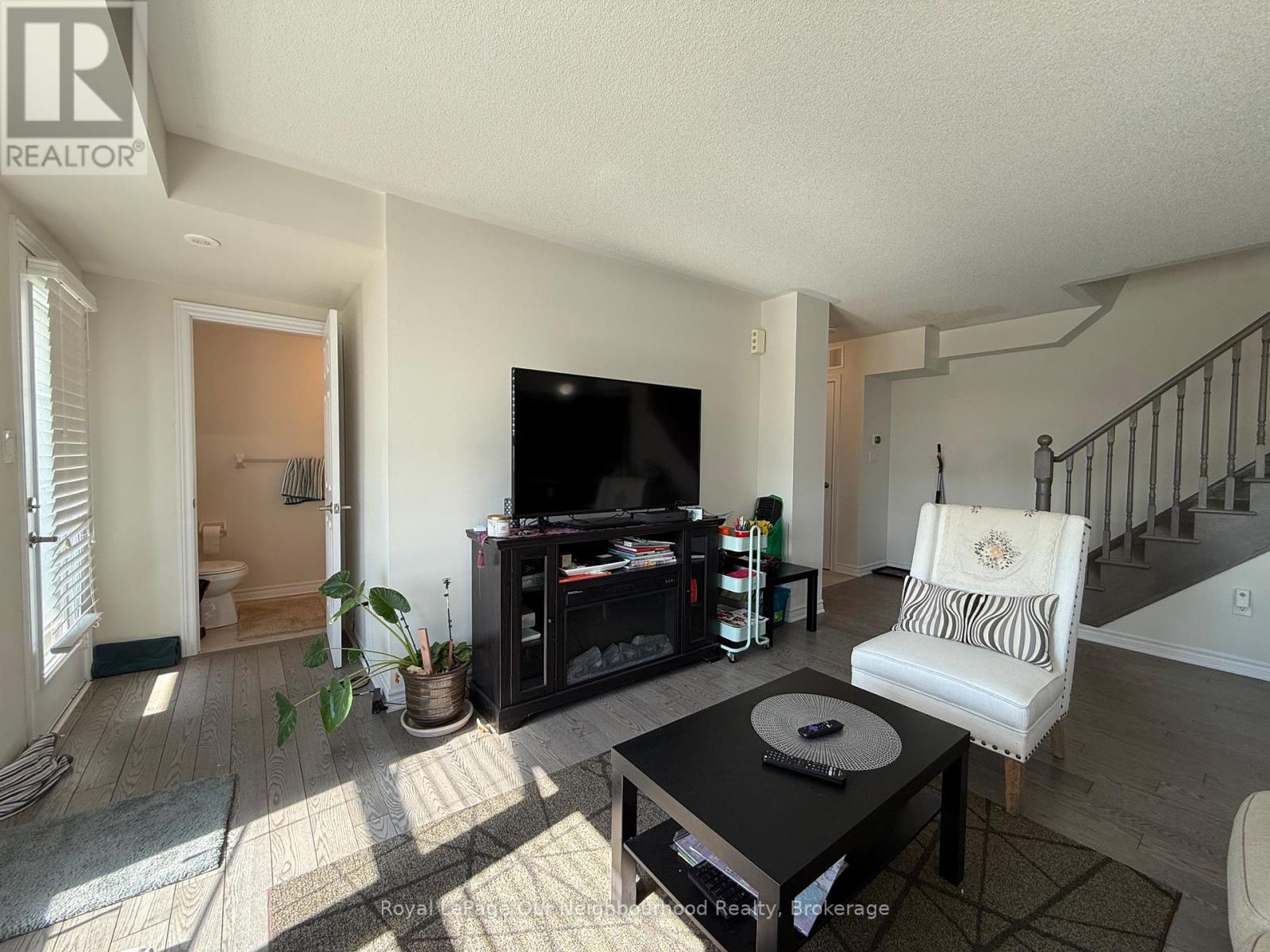 107 - 200 Veterans Drive, Brampton, Ontario  L7A 5K7 - Photo 7 - W12465475