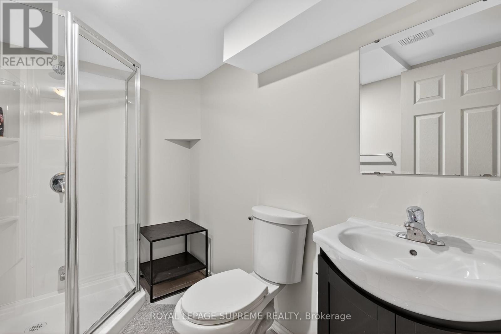 28 Mandley Street, Essa, Ontario  L3W 0B6 - Photo 35 - N12465175