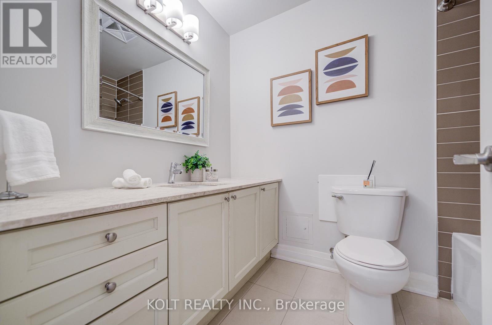 Ph1013 - 24 Woodstream Boulevard, Vaughan, Ontario  L4L 8C4 - Photo 25 - N12465217