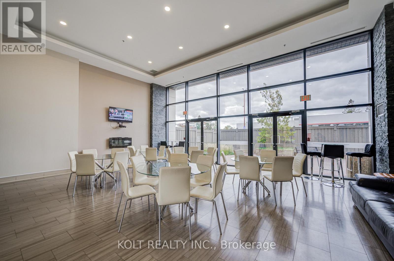 Ph1013 - 24 Woodstream Boulevard, Vaughan, Ontario  L4L 8C4 - Photo 38 - N12465217