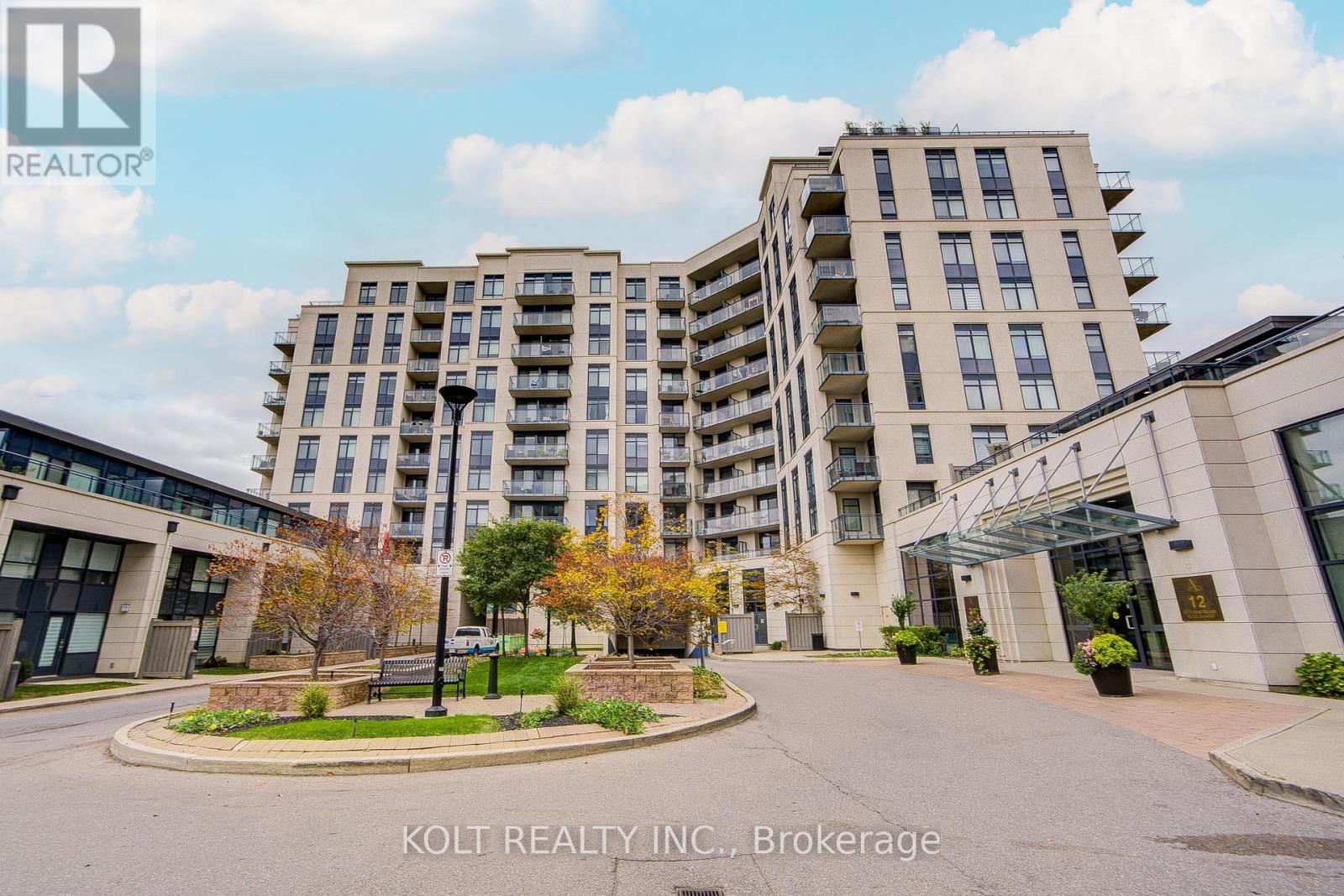 Ph1013 - 24 Woodstream Boulevard, Vaughan, Ontario  L4L 8C4 - Photo 4 - N12465217