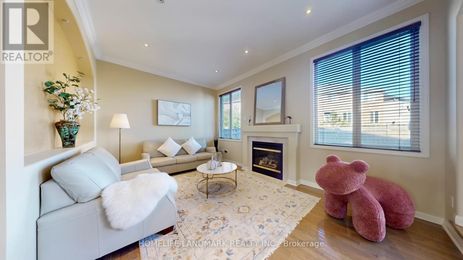 152 America Avenue, Vaughan (Vellore Village), Ontario  L6A 3E8 - Photo 7 - N12465241