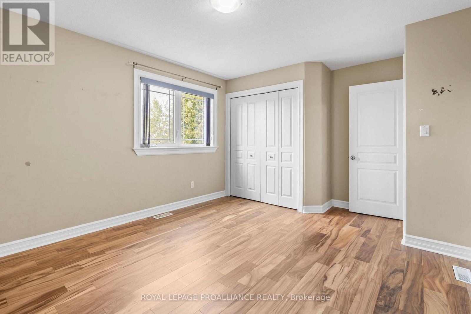 1009 Crestwood Drive, Brockville, Ontario  K6V 7N1 - Photo 28 - X12465461