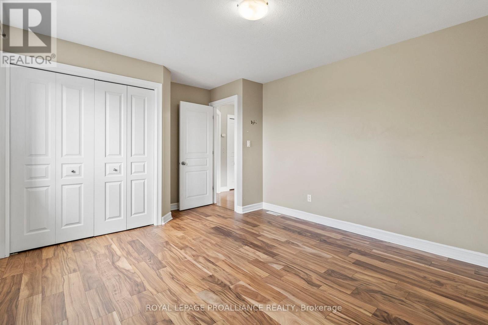 1009 Crestwood Drive, Brockville, Ontario  K6V 7N1 - Photo 29 - X12465461