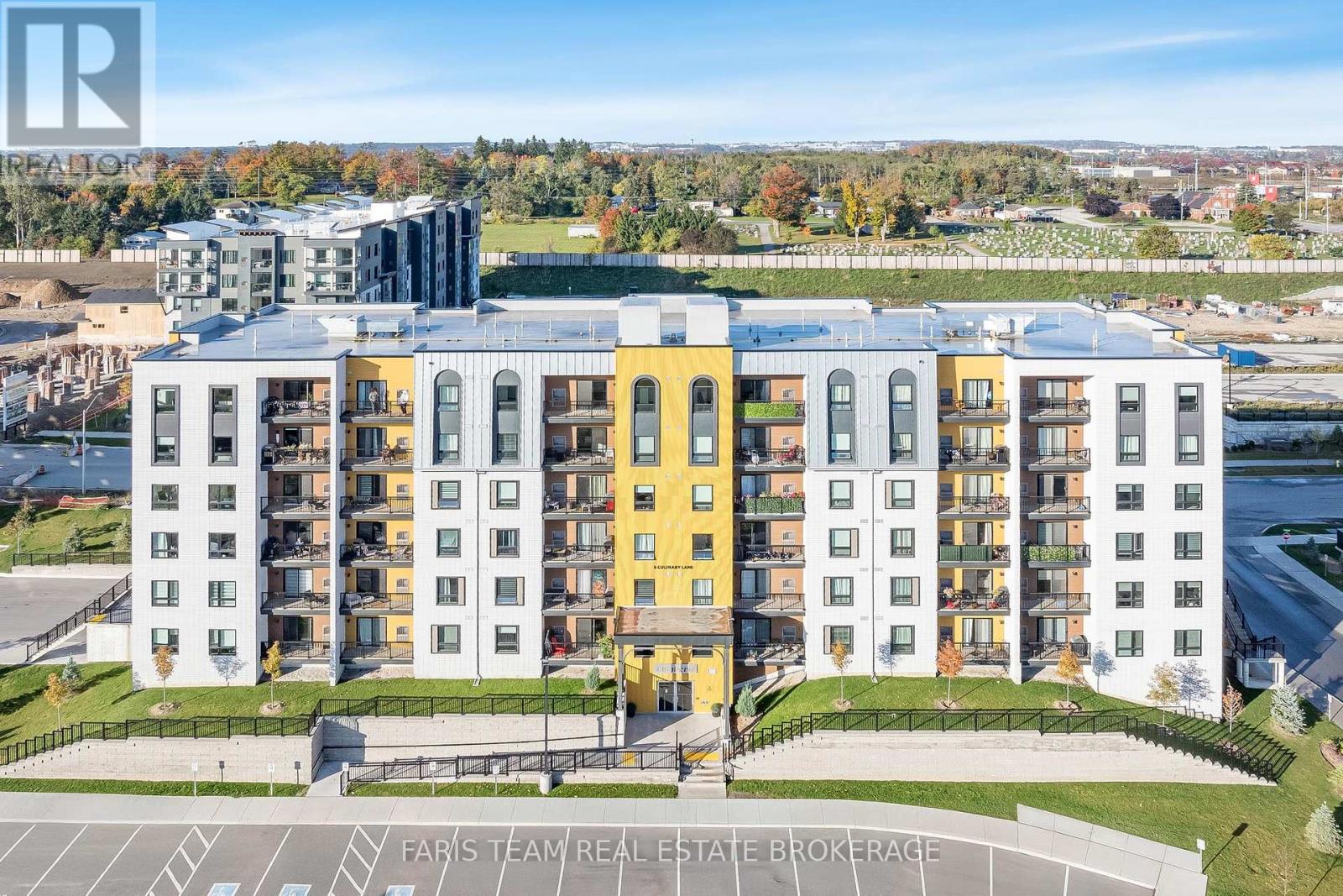 102 - 8 Culinary Lane, Barrie, Ontario  L9J 0T2 - Photo 2 - S12465159