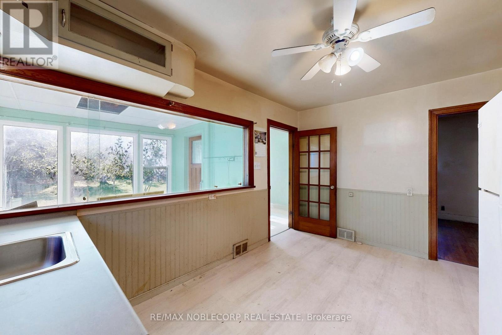 51 Simcoe Street, Orillia, Ontario  L3V 1G5 - Photo 26 - S12465181