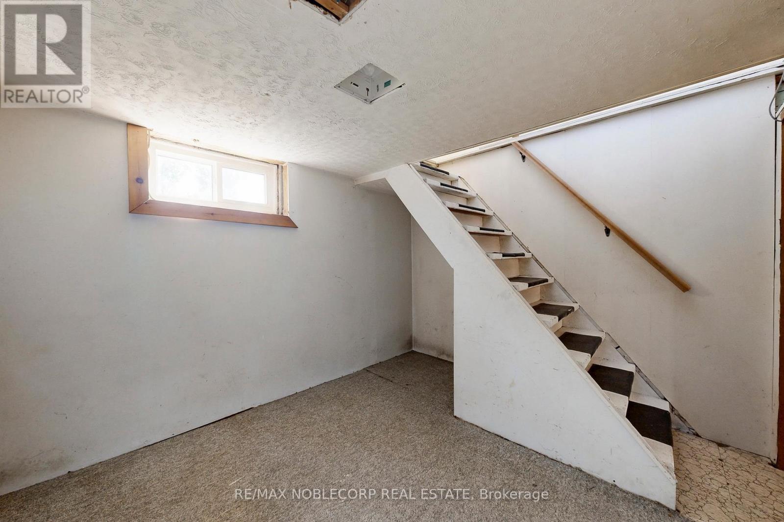 51 Simcoe Street, Orillia, Ontario  L3V 1G5 - Photo 48 - S12465181