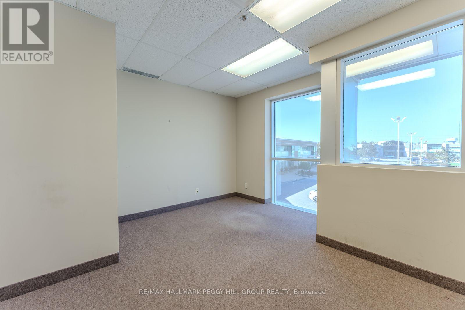 10b - 102 Commerce Park Drive, Barrie (0 West), Ontario  L4N 8W8 - Photo 4 - S12465226