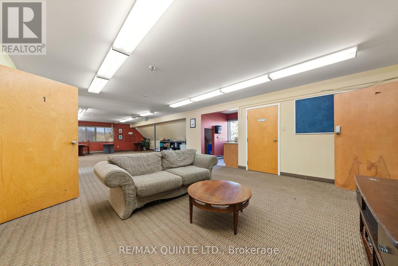 72 Orchard Drive, Belleville, Ontario K8P 2K7 - Photo 16 - X12465343