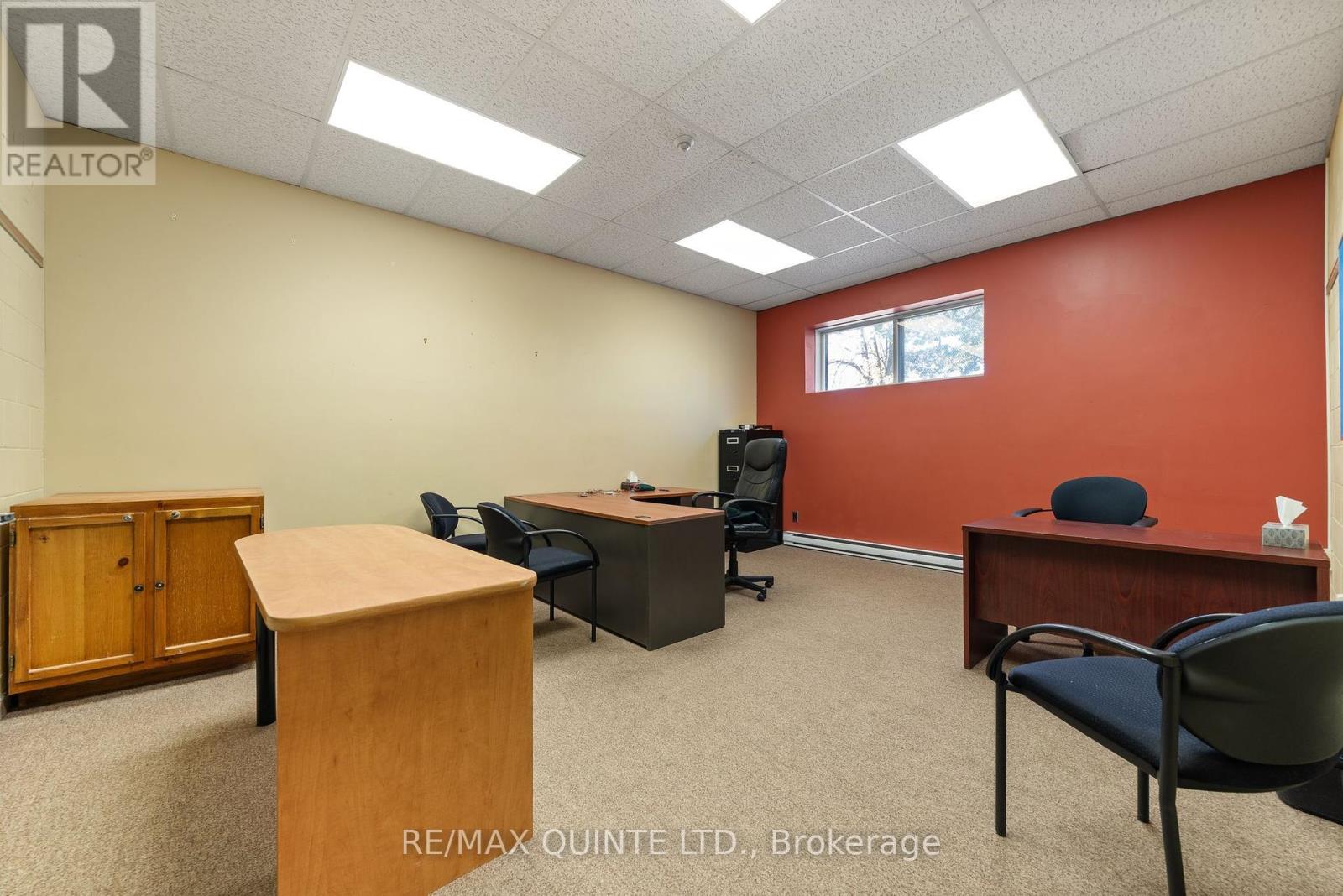 72 Orchard Drive, Belleville, Ontario K8P 2K7 - Photo 30 - X12465343