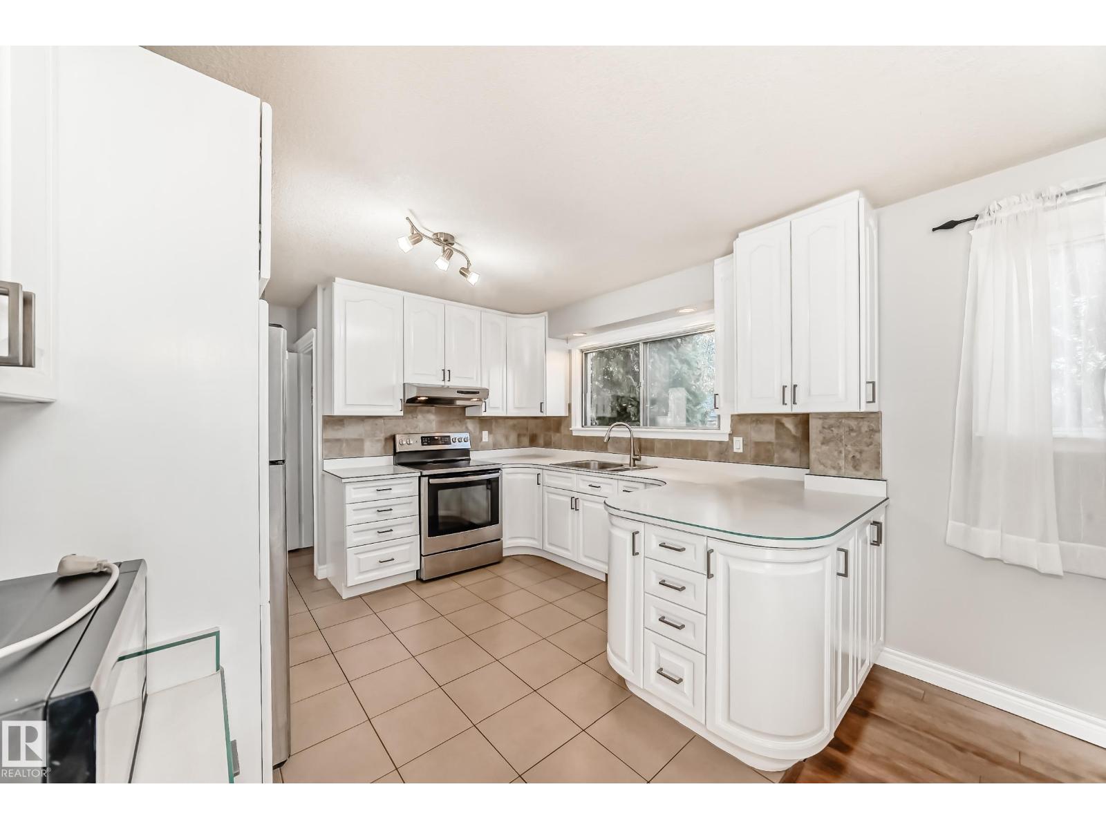 12920 93 St Nw, Edmonton, Alberta  T5E 3T2 - Photo 10 - E4462281