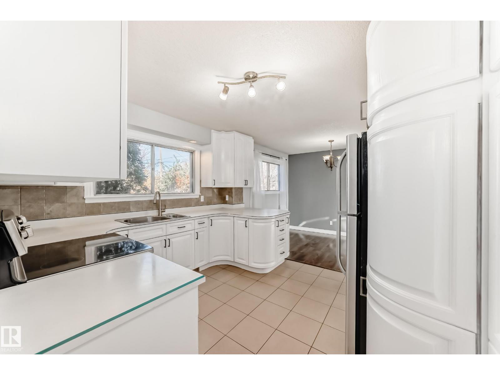 12920 93 St Nw, Edmonton, Alberta  T5E 3T2 - Photo 13 - E4462281