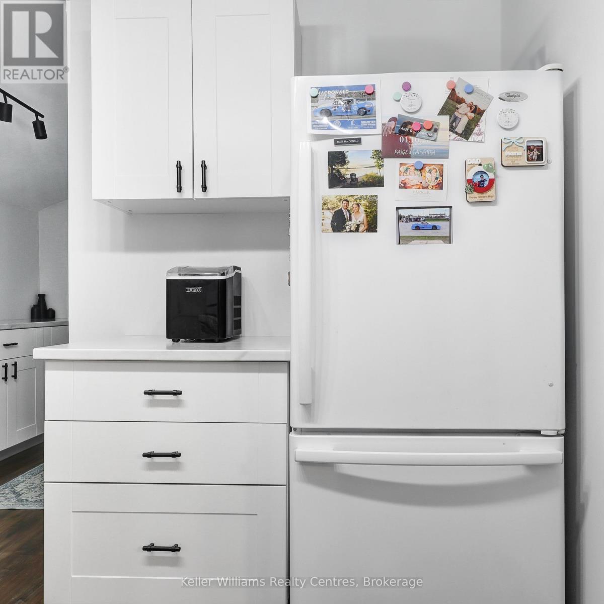 31 Yonge Street S, Arran-Elderslie, Ontario  N0H 2N0 - Photo 12 - X12465382