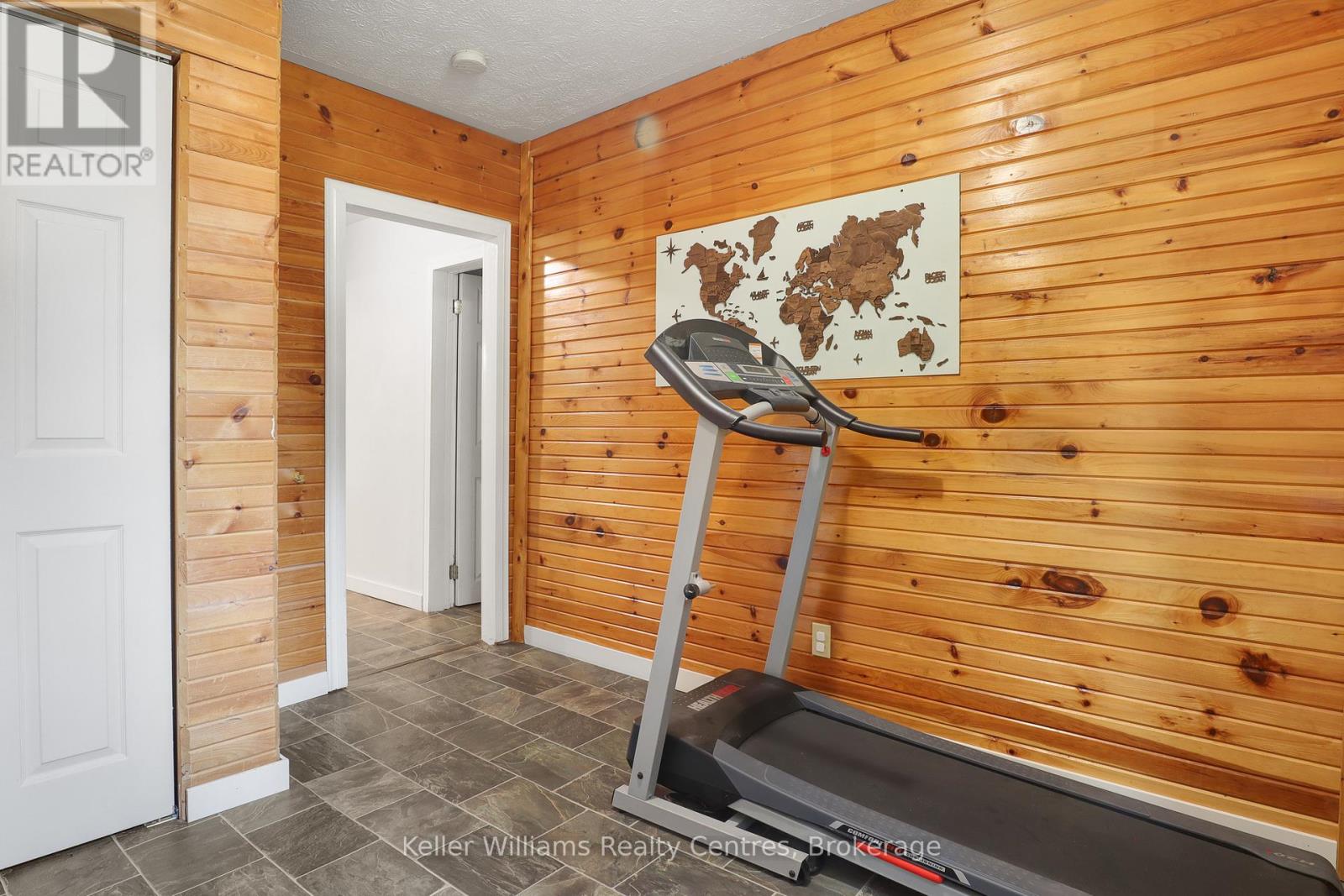 31 Yonge Street S, Arran-Elderslie, Ontario  N0H 2N0 - Photo 30 - X12465382