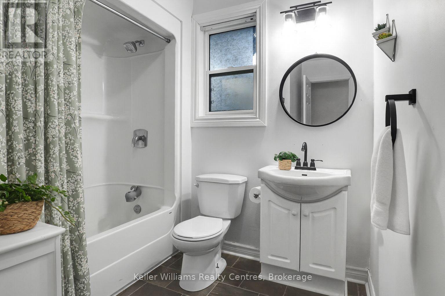 31 Yonge Street S, Arran-Elderslie, Ontario  N0H 2N0 - Photo 9 - X12465382