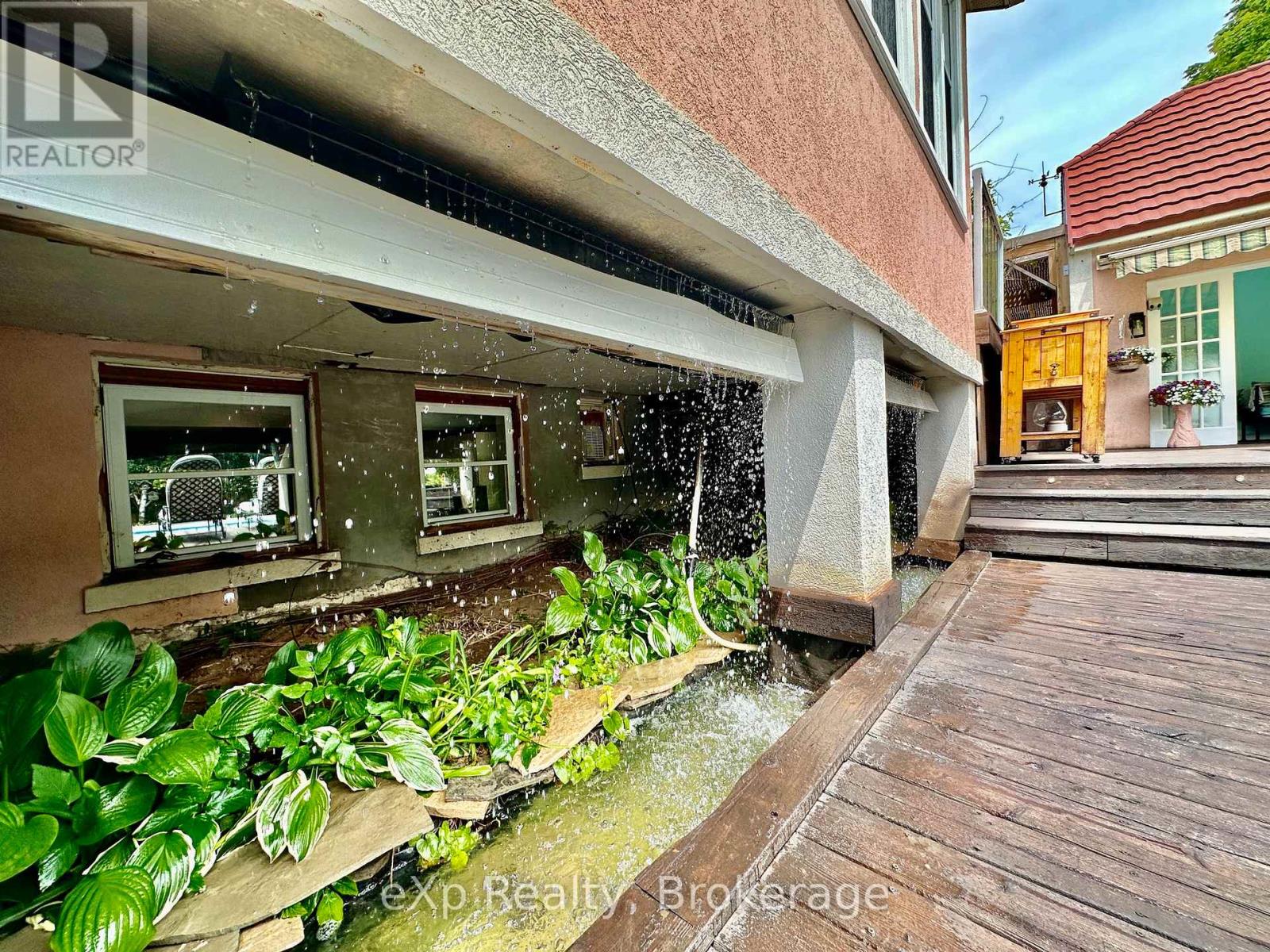 85 10th Street, Hanover, Ontario  N4N 1M9 - Photo 47 - X12465406