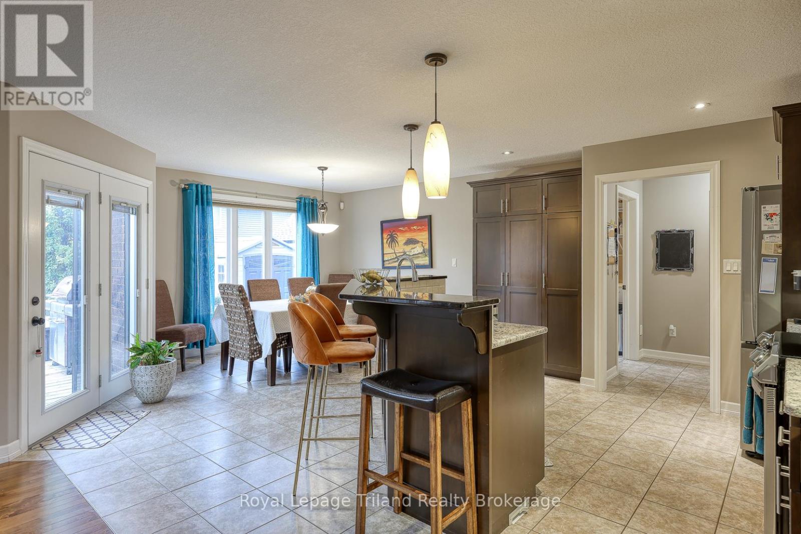 140 Cardinal Drive, Woodstock, Ontario  N4T 0B2 - Photo 11 - X12465410