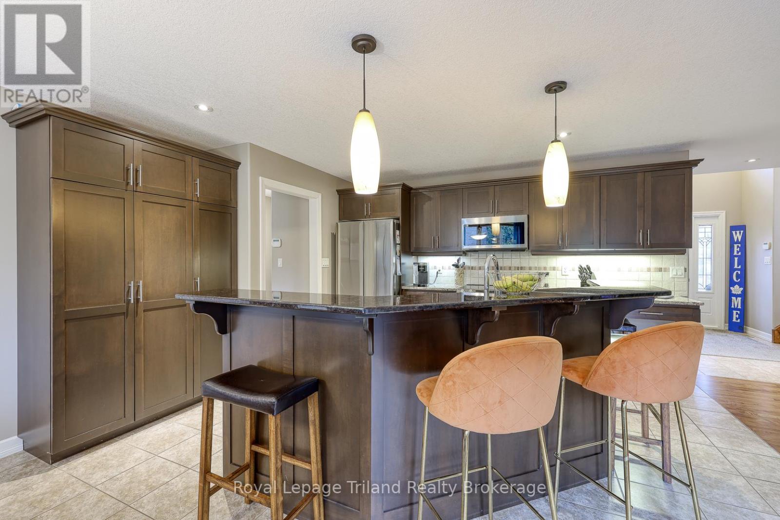 140 Cardinal Drive, Woodstock, Ontario  N4T 0B2 - Photo 13 - X12465410