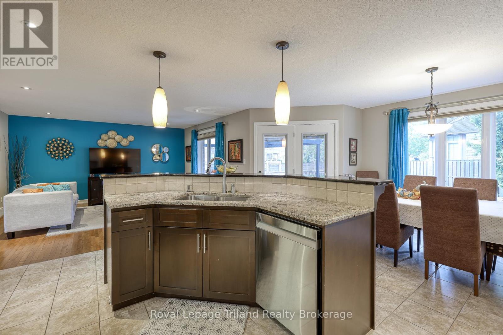 140 Cardinal Drive, Woodstock, Ontario  N4T 0B2 - Photo 15 - X12465410