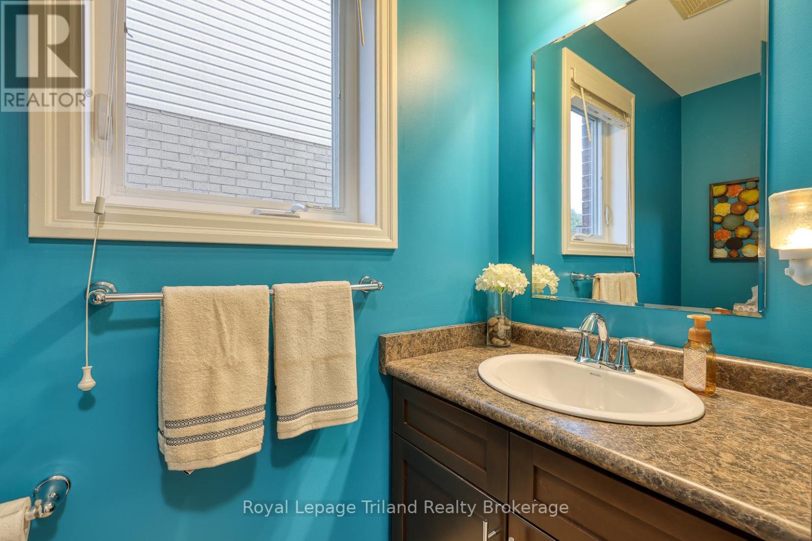 140 Cardinal Drive, Woodstock, Ontario  N4T 0B2 - Photo 17 - X12465410