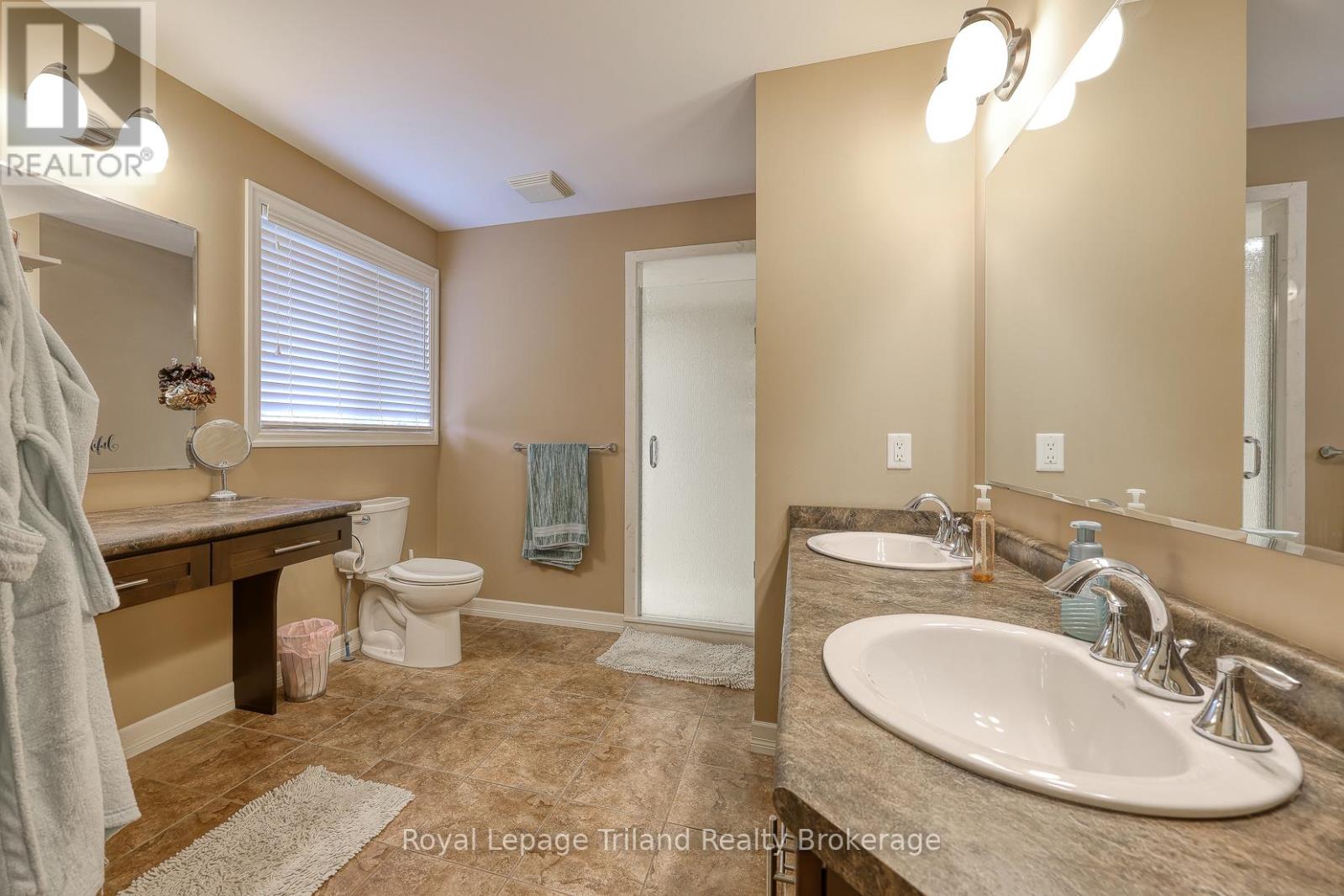 140 Cardinal Drive, Woodstock, Ontario  N4T 0B2 - Photo 22 - X12465410