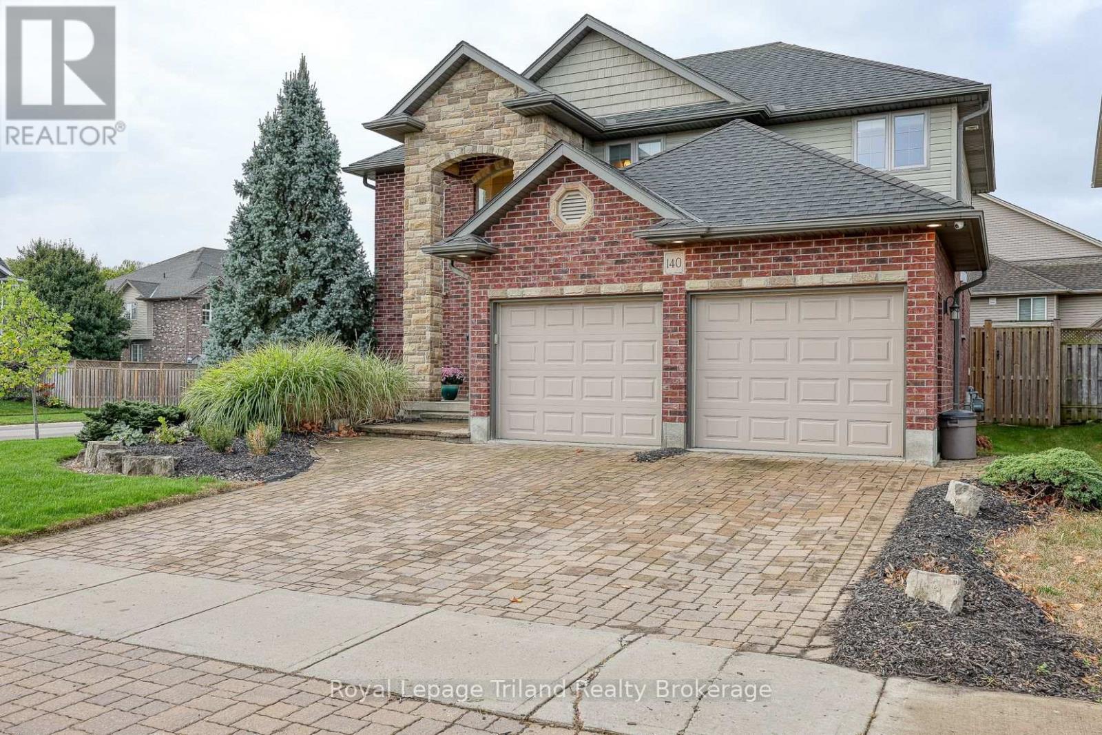 140 Cardinal Drive, Woodstock, Ontario  N4T 0B2 - Photo 3 - X12465410