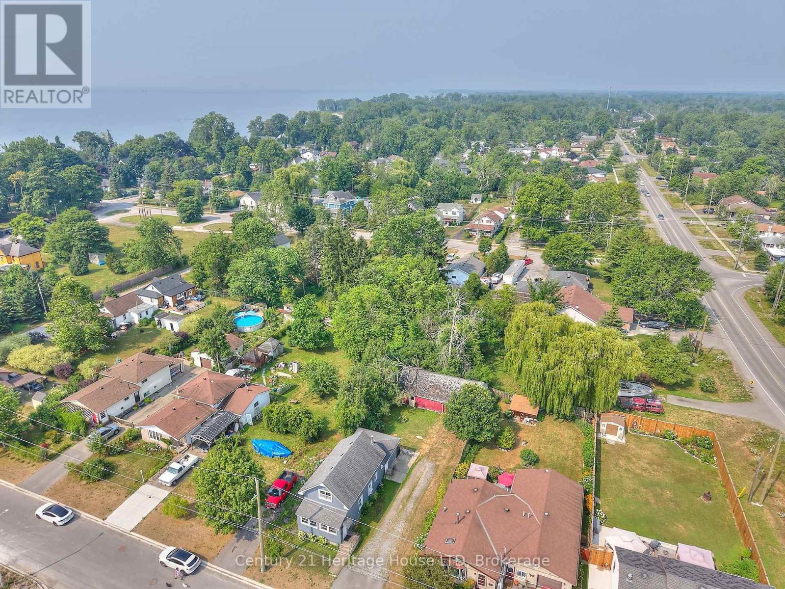 349 Bassett Avenue, Fort Erie, Ontario  L2A 4K8 - Photo 32 - X12328779