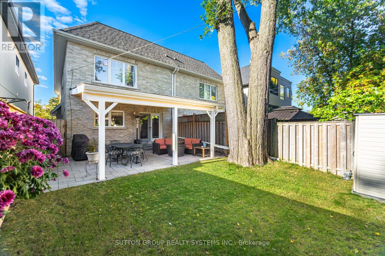 9 Iroquois Avenue, Mississauga (Port Credit), Ontario  L5G 1M7 - Photo 47 - W12465183