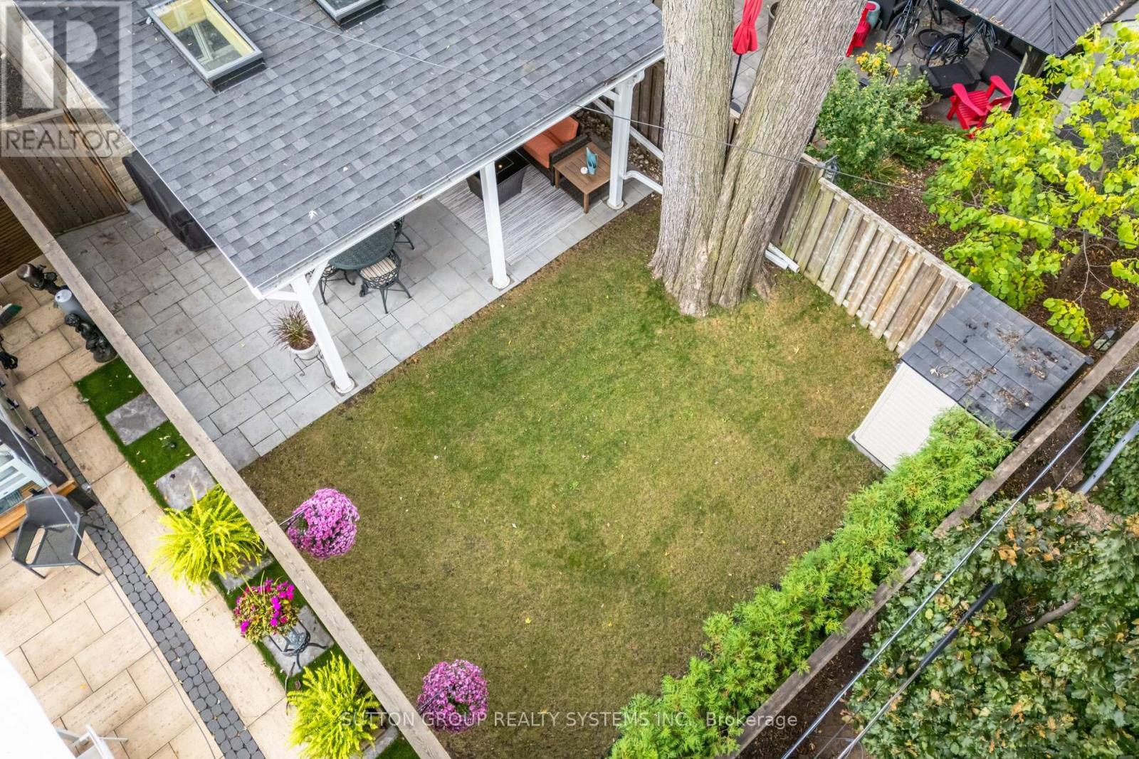 9 Iroquois Avenue, Mississauga (Port Credit), Ontario  L5G 1M7 - Photo 48 - W12465183
