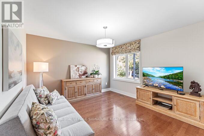 442 Valermo Drive, Toronto (Alderwood), Ontario  M8W 2M2 - Photo 20 - W12465188