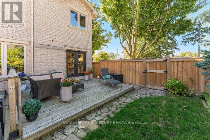 442 Valermo Drive, Toronto (Alderwood), Ontario  M8W 2M2 - Photo 24 - W12465188