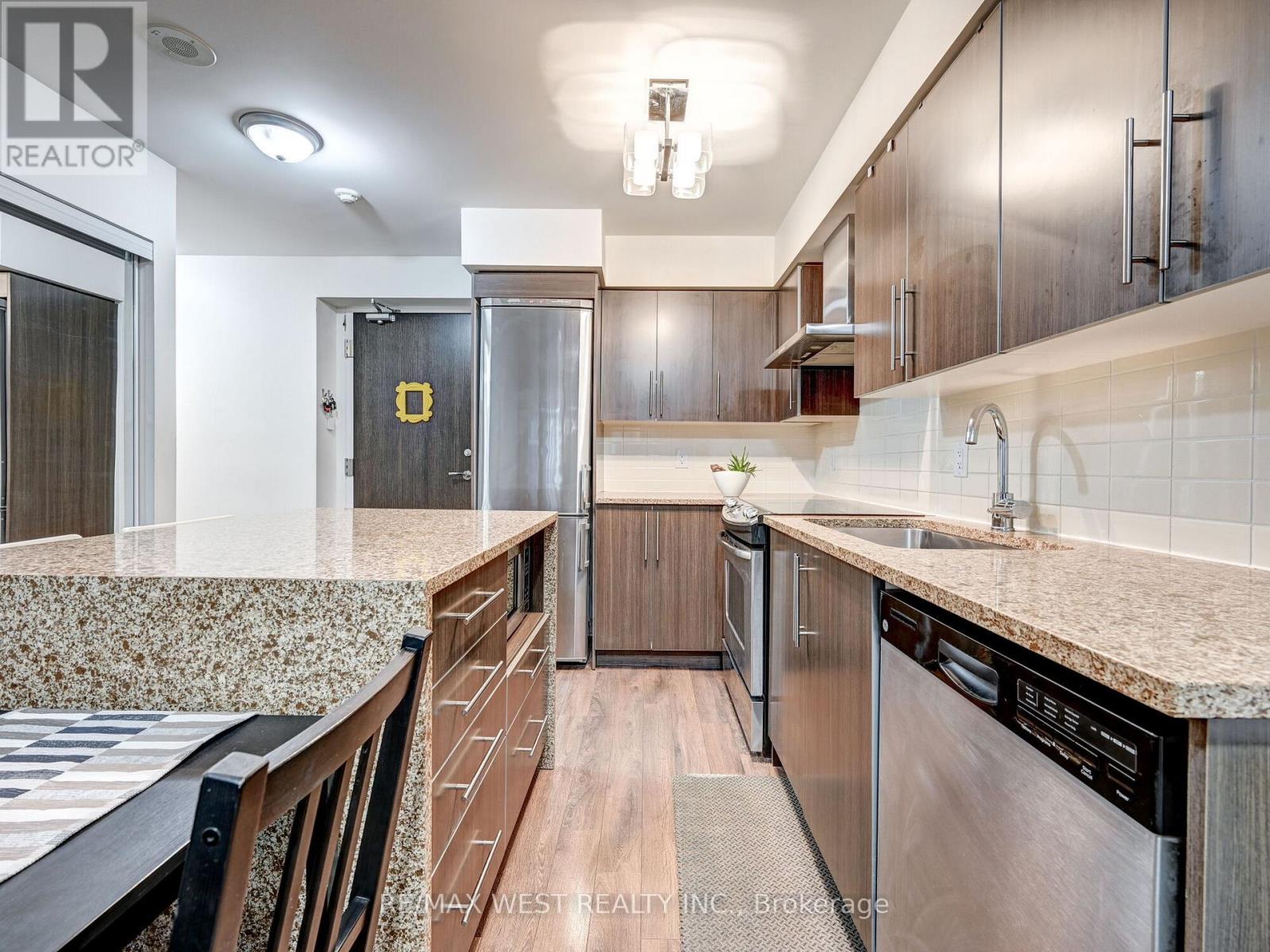 603 - 1 Michael Power Place, Toronto, Ontario  M9A 0A1 - Photo 15 - W12465200