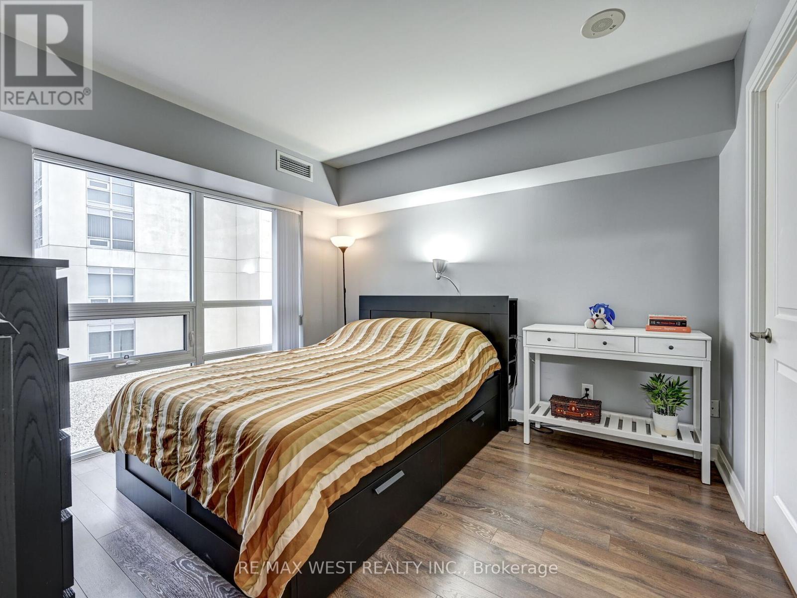 603 - 1 Michael Power Place, Toronto, Ontario  M9A 0A1 - Photo 21 - W12465200