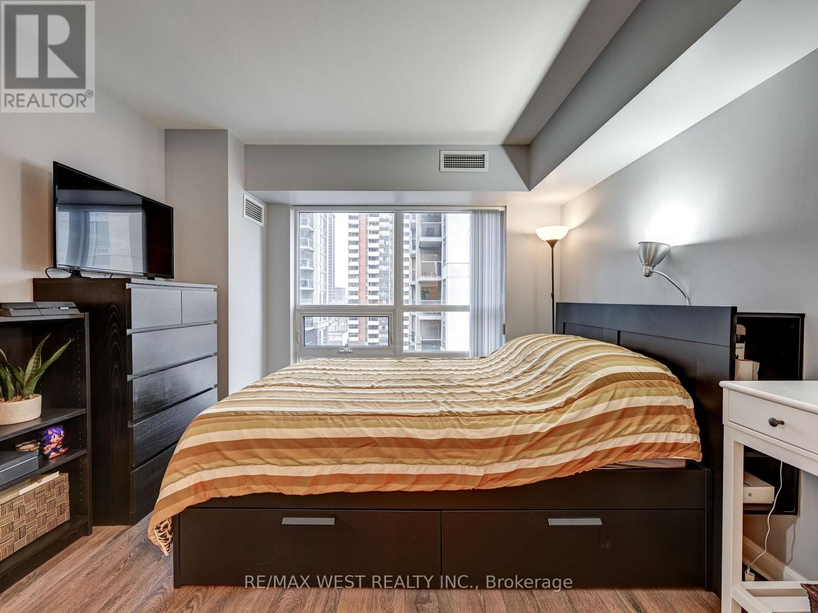 603 - 1 Michael Power Place, Toronto, Ontario  M9A 0A1 - Photo 22 - W12465200