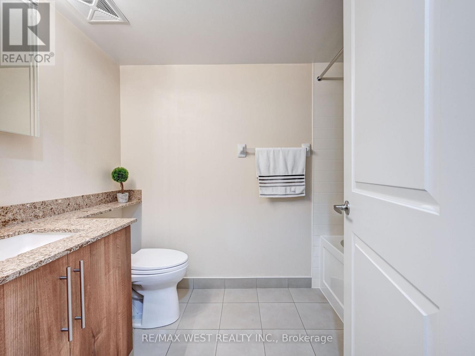 603 - 1 Michael Power Place, Toronto, Ontario  M9A 0A1 - Photo 30 - W12465200