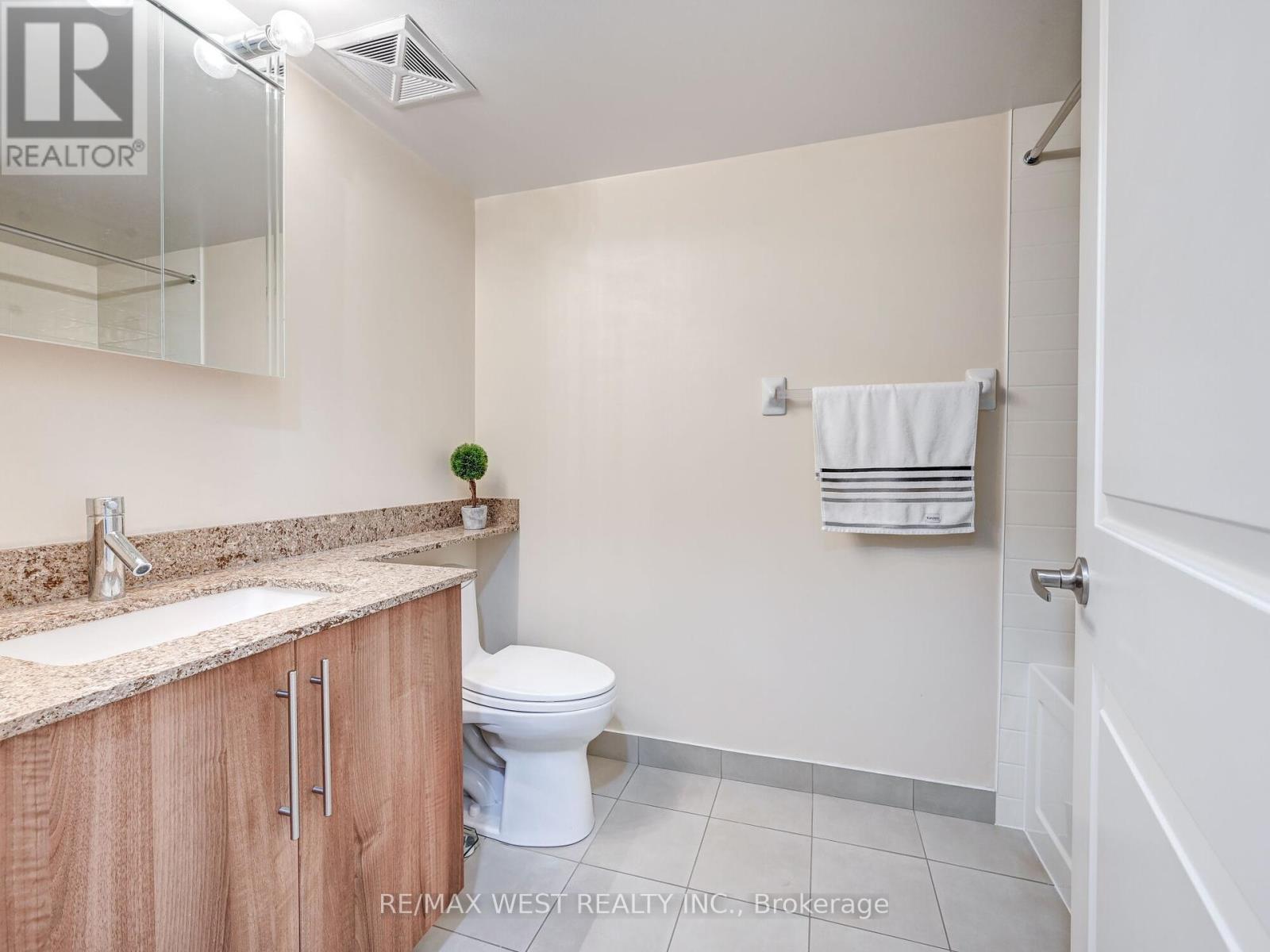 603 - 1 Michael Power Place, Toronto, Ontario  M9A 0A1 - Photo 31 - W12465200
