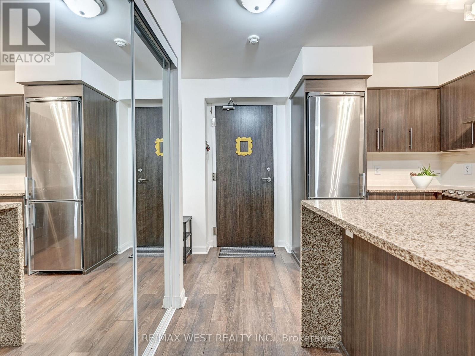 603 - 1 Michael Power Place, Toronto, Ontario  M9A 0A1 - Photo 7 - W12465200