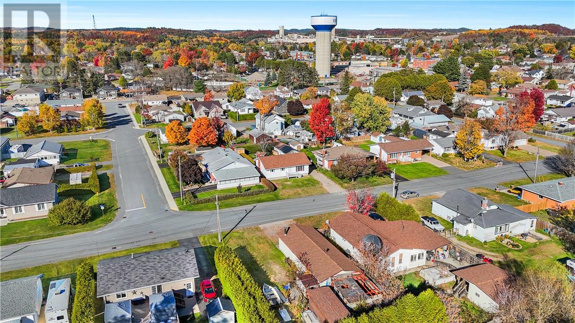 664 Katherine Street, Espanola, Ontario  P5E 1M7 - Photo 5 - 2125257