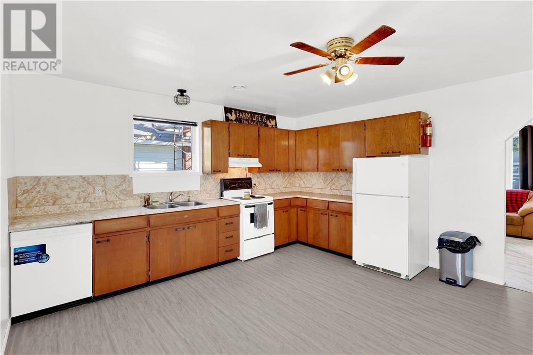 664 Katherine Street, Espanola, Ontario  P5E 1M7 - Photo 13 - 2125257