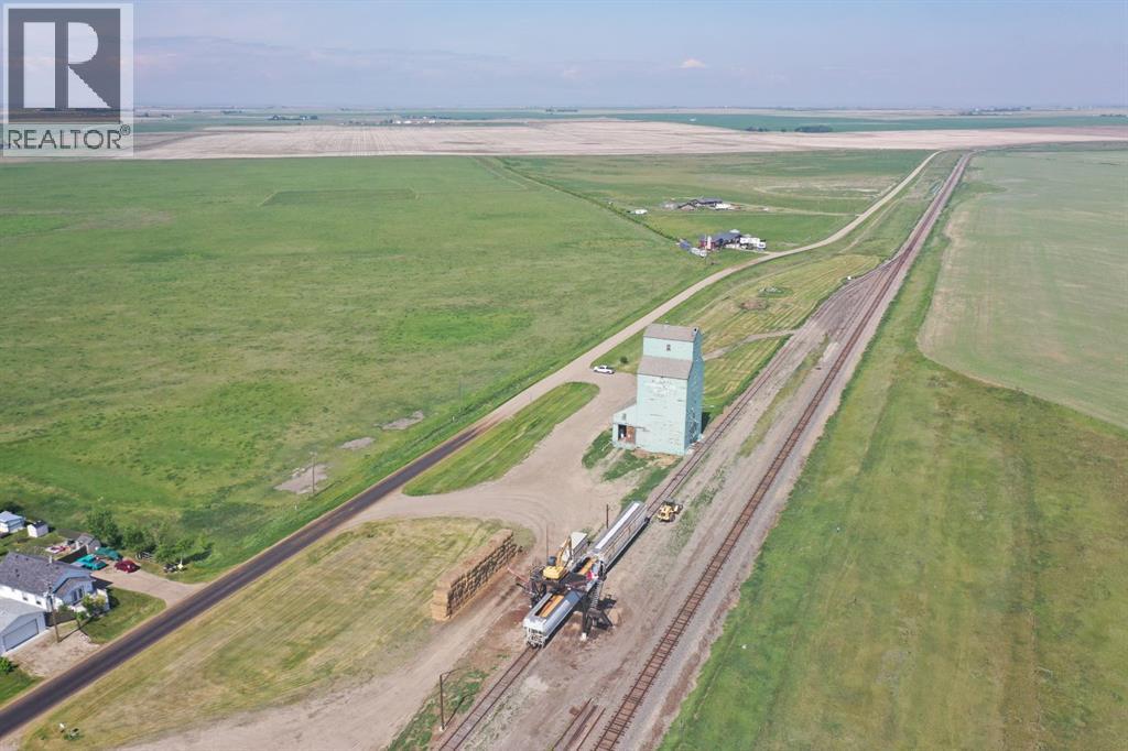 849-915 Railway Ave, Brant, Alberta  T0L 0L0 - Photo 12 - A2263660