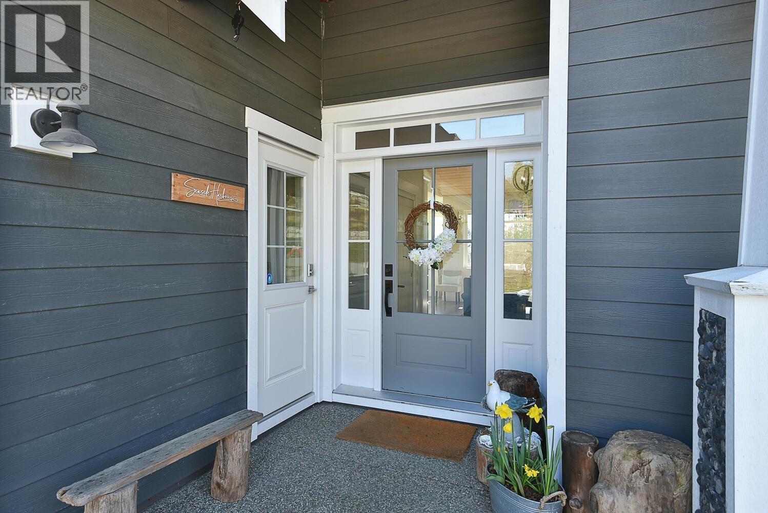 605 Woodland Avenue, Gibsons, British Columbia  V0N 1V1 - Photo 5 - R2976018