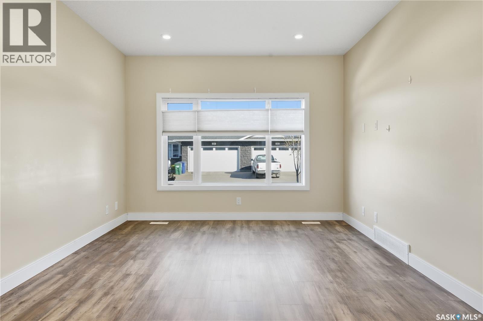 2 3214 11th Street W, Saskatoon, Saskatchewan  S7M 5G3 - Photo 10 - SK020882