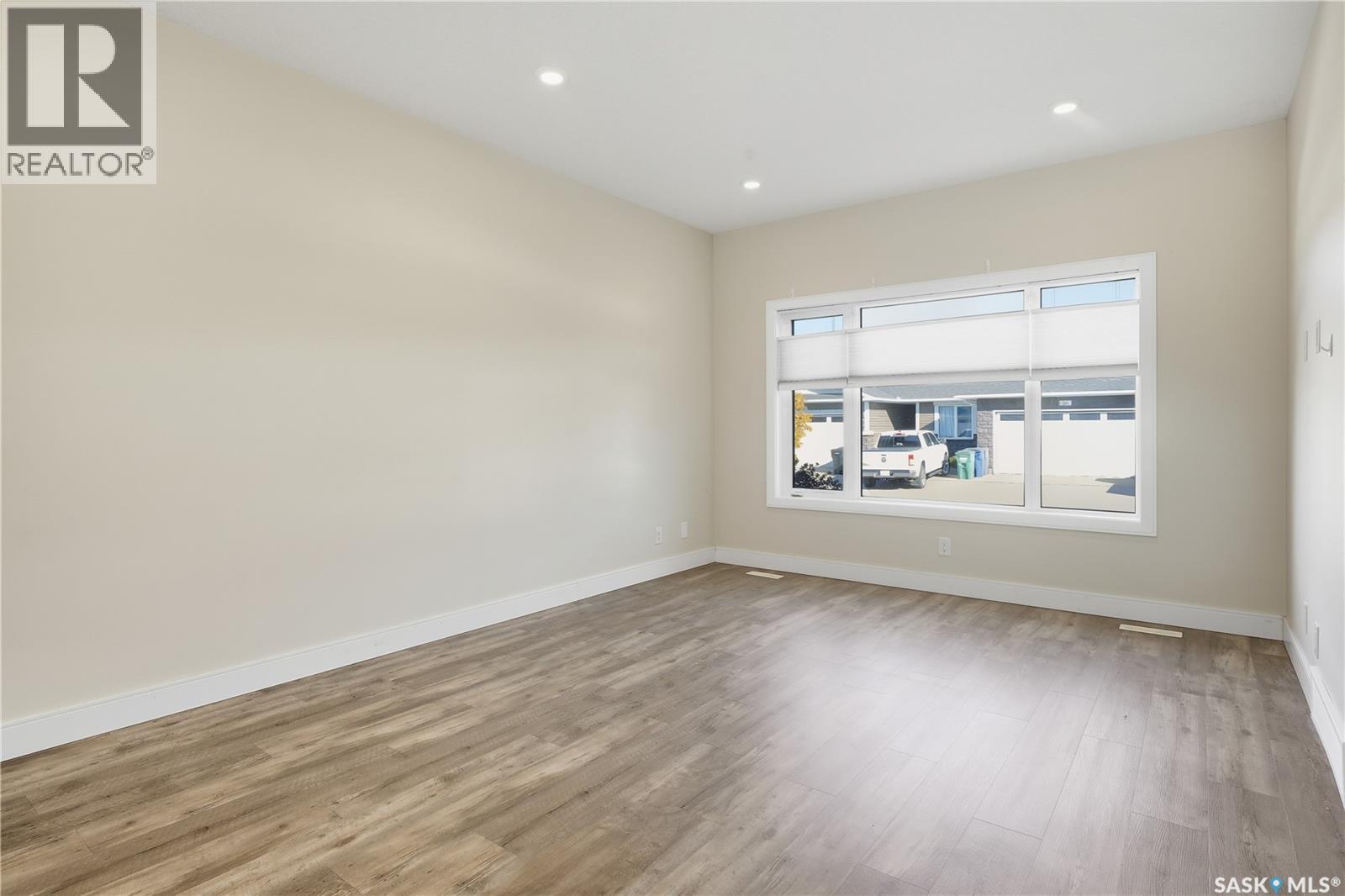 2 3214 11th Street W, Saskatoon, Saskatchewan  S7M 5G3 - Photo 11 - SK020882