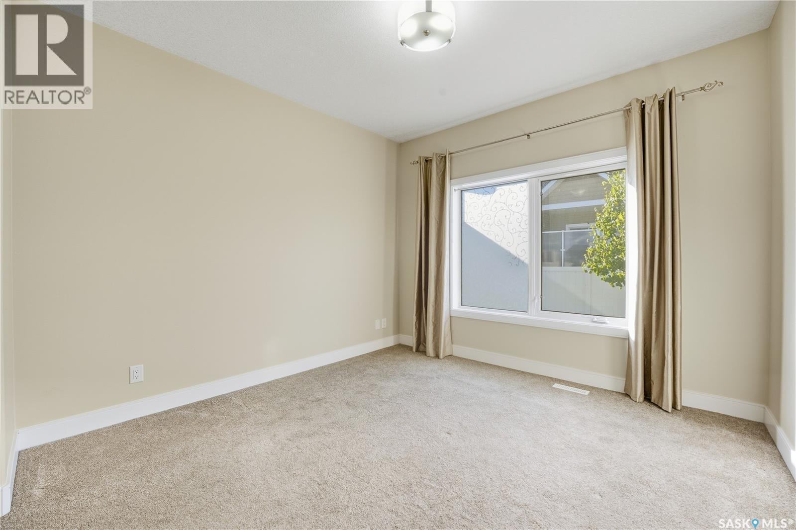 2 3214 11th Street W, Saskatoon, Saskatchewan  S7M 5G3 - Photo 17 - SK020882