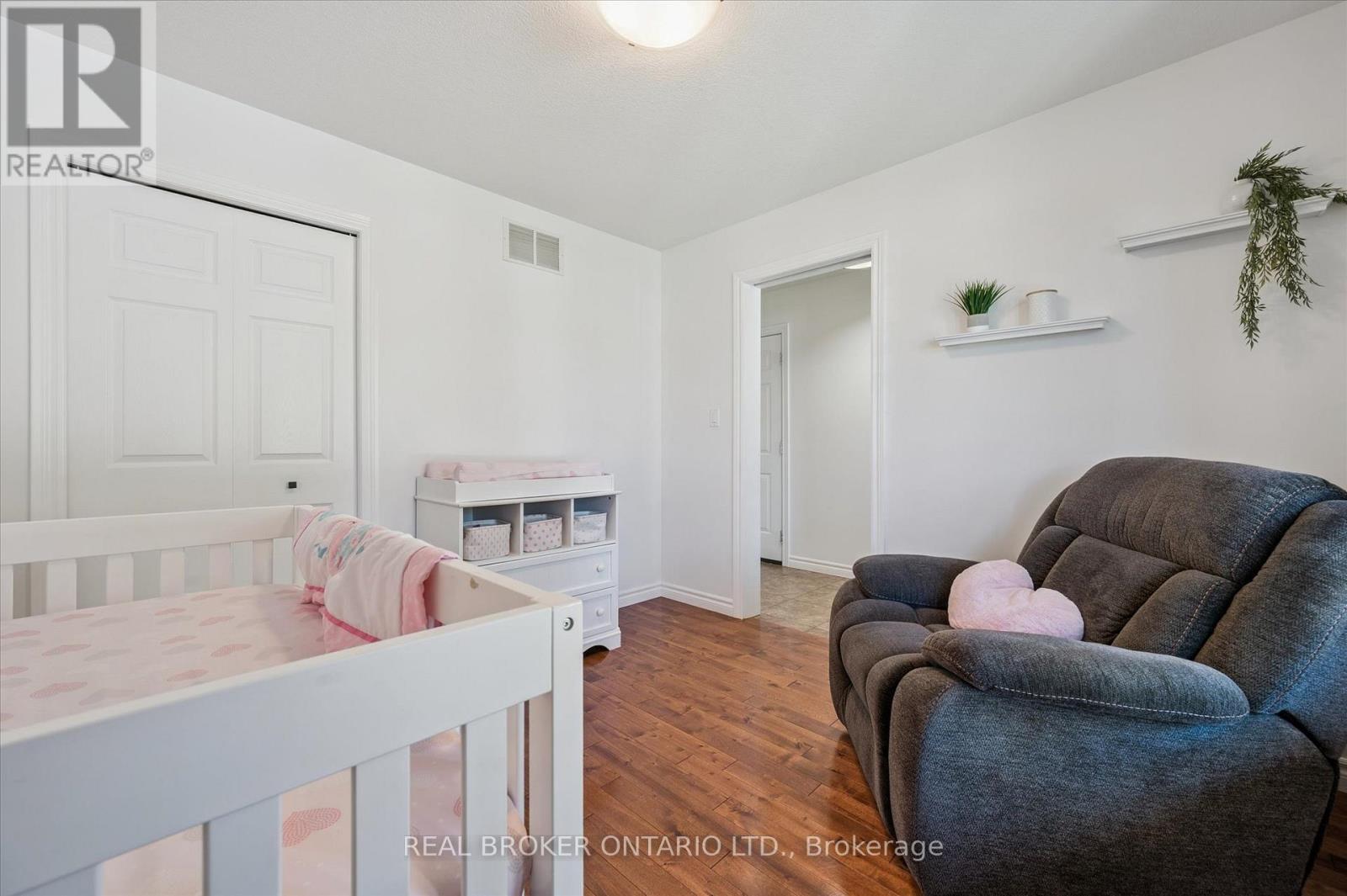12 Caroline Street, Mapleton, Ontario  N0G 2K0 - Photo 19 - X12465186