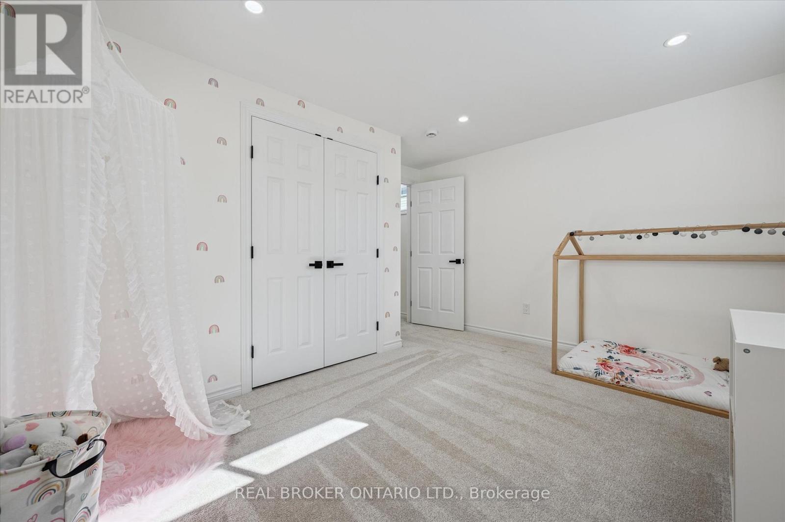 12 Caroline Street, Mapleton, Ontario  N0G 2K0 - Photo 27 - X12465186