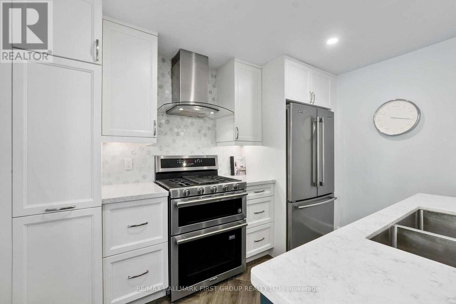 135 Queen Street, Cobourg, Ontario  K9A 1N1 - Photo 14 - X12465196